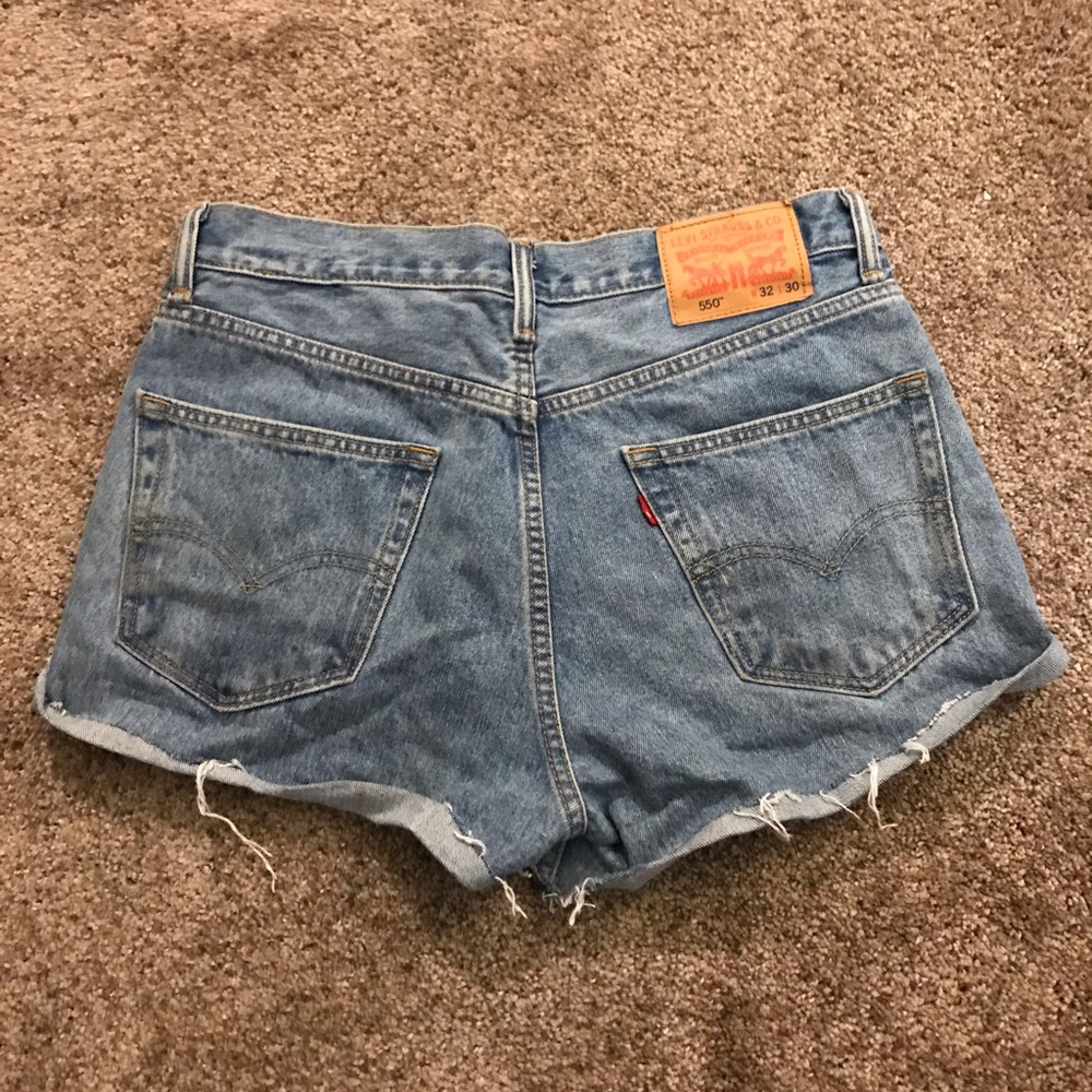 Levi’s 550 Shorts - image 2